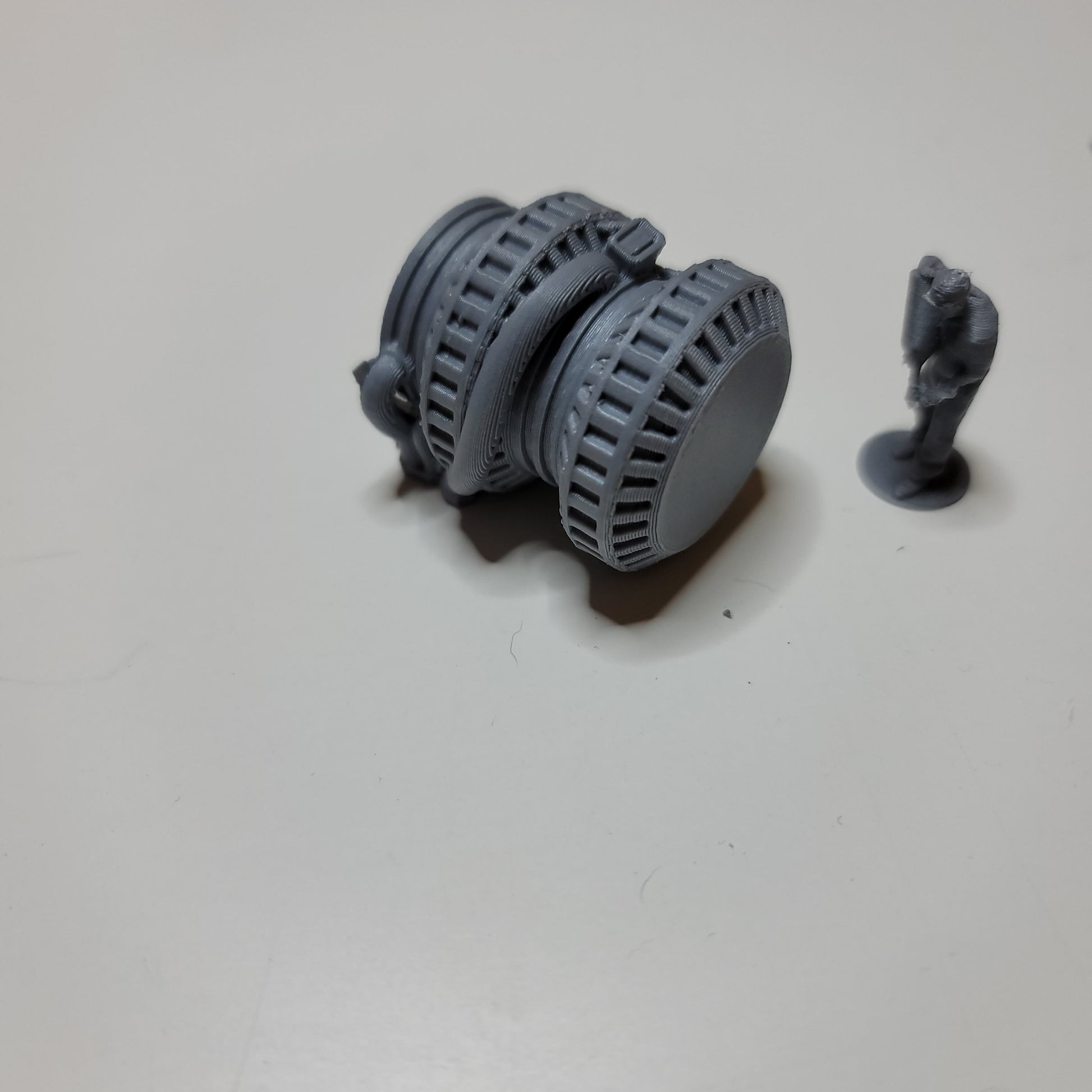 NEW 2023 PRODUCT! Fusion/Shield Generator - Sci-fi/Modern | RPG | 3D printed | 28mm | 32mm | Terrain Scatter